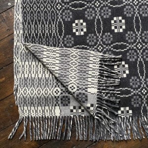 Penmachno Wool Blanket - Image 2