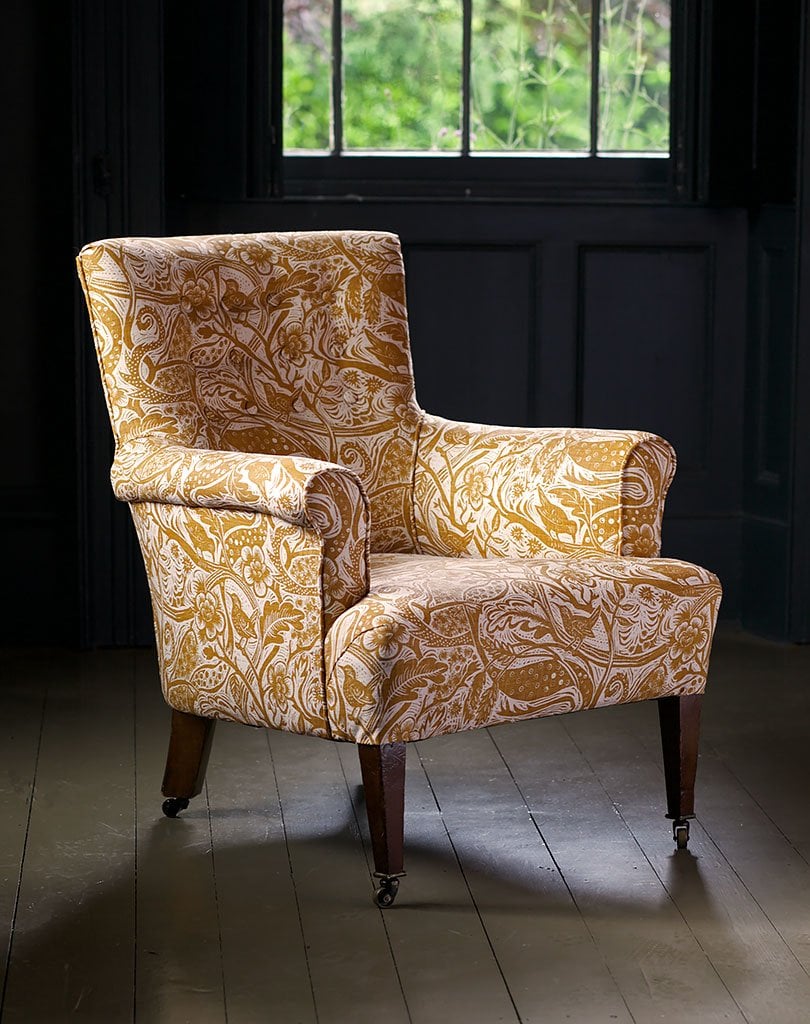 Mark Hearld Wren - Burgundy - Image 5