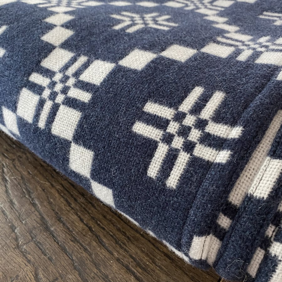 St David's Cross Welsh Throw - Nos