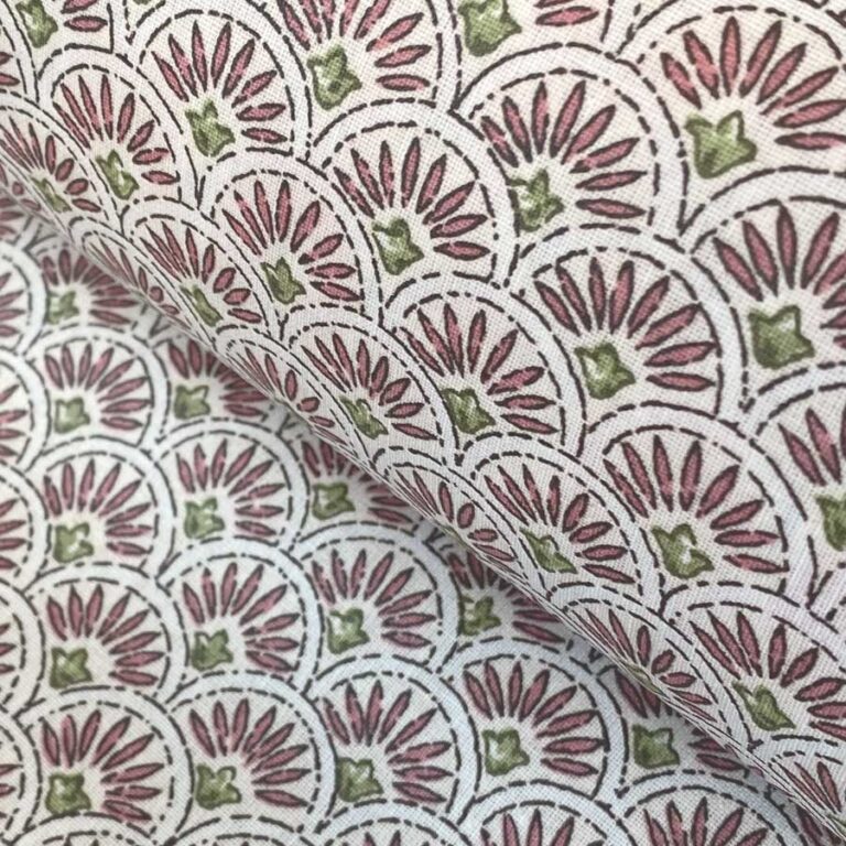 Oilcloth Scallop - Pink