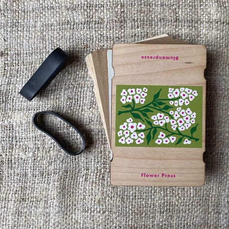 Small Flower Press - Image 5