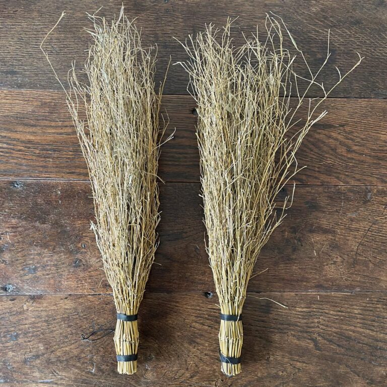 Niwaki Bamboo Hand Broom - Image 3