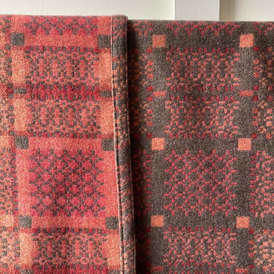 Knot Garden Welsh Throw - Copper