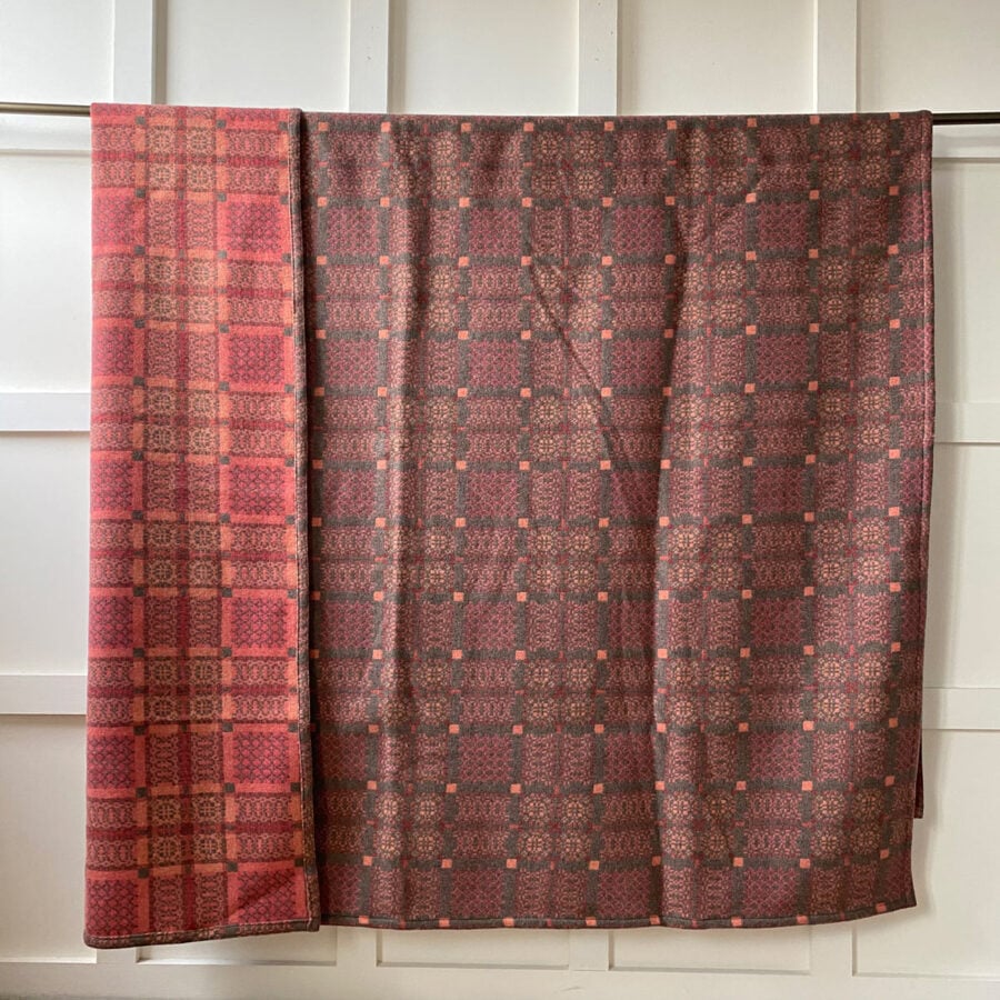 Knot Garden Welsh Throw - Copper