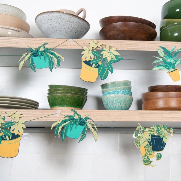 Recycled Paper Garland - Houseplants - Image 4