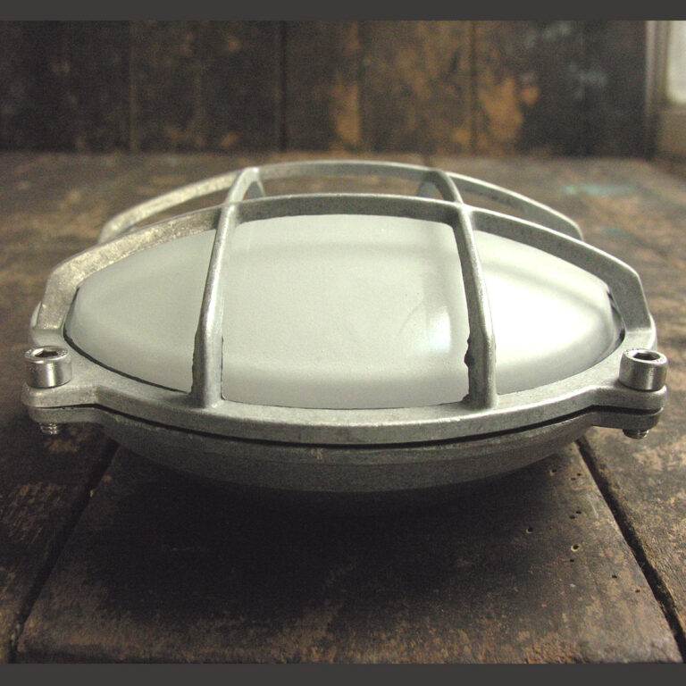 Round Bulkhead Light - Image 2