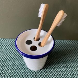 Enamel Toothbrush Holder - Image 3