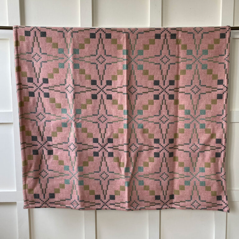 Vintage Star Welsh Throw - Blossom - Image 5