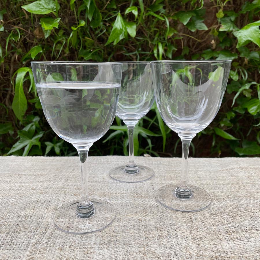 Set of Six Crystal Wine Glasses - Lens Design