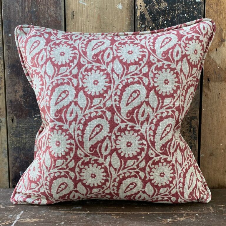 Agnes Cushion - Antique Red