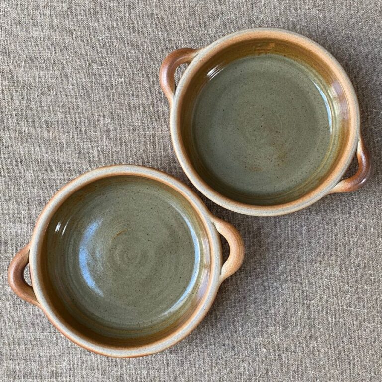 Muchelney Pottery - Medium Shallow Baking Dish - Image 3