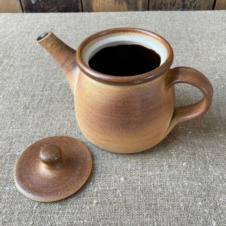 Muchelney Pottery - Teapot - Image 2