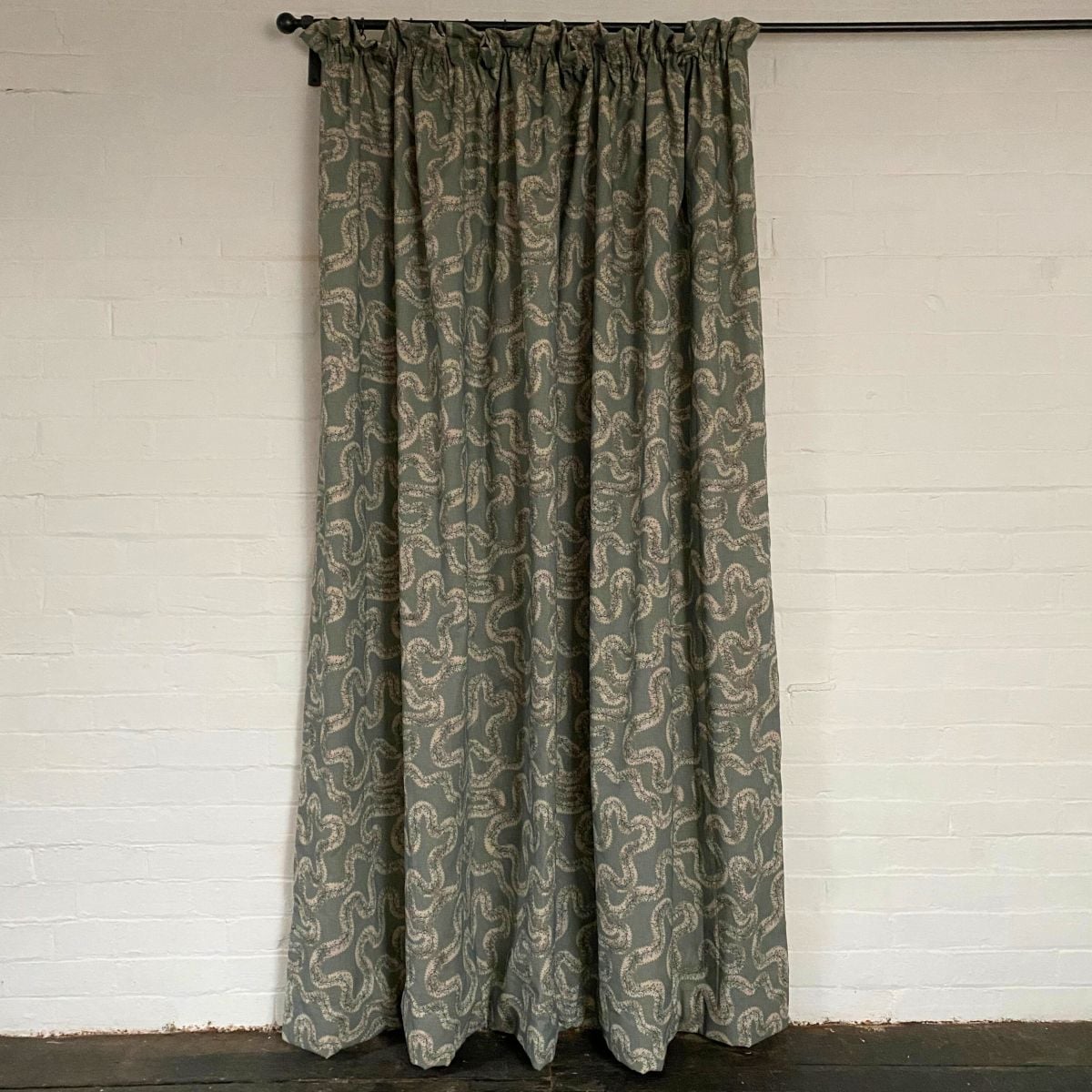 Ex-Display Curtain Garland - Image 2
