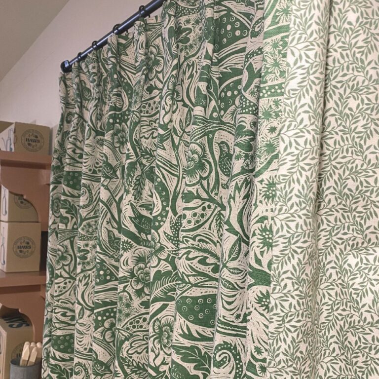 Wren Curtain and Lining