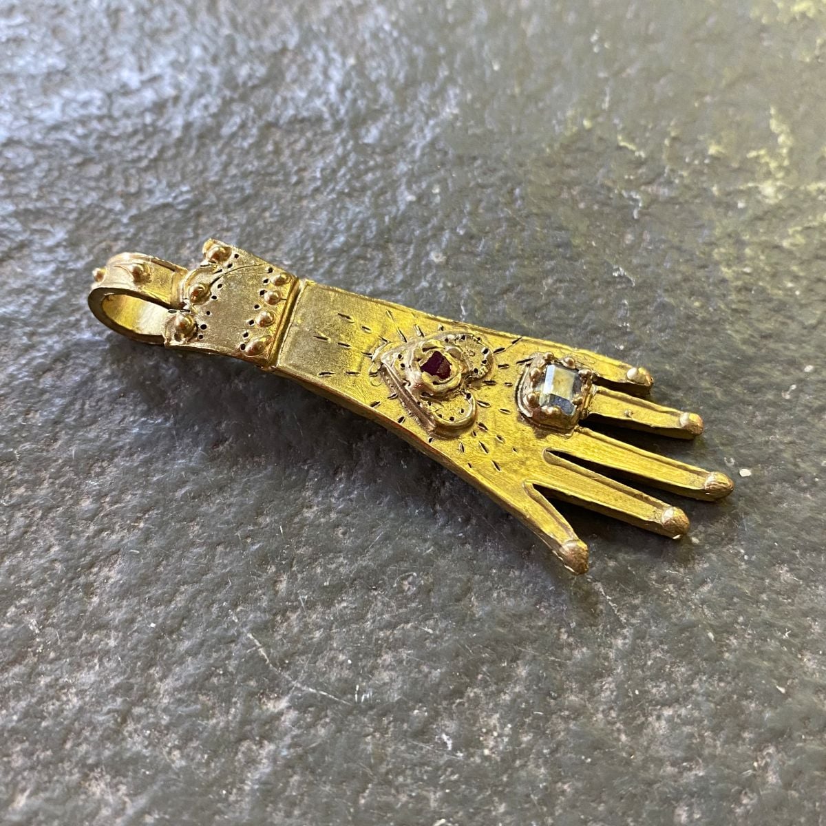 Ann Taylor Brass Jewellery Glove