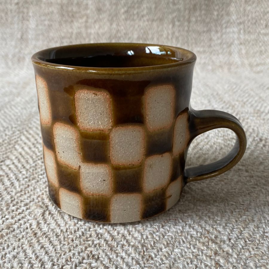 Edmund Davies Checked Mugs Brown EDMU2