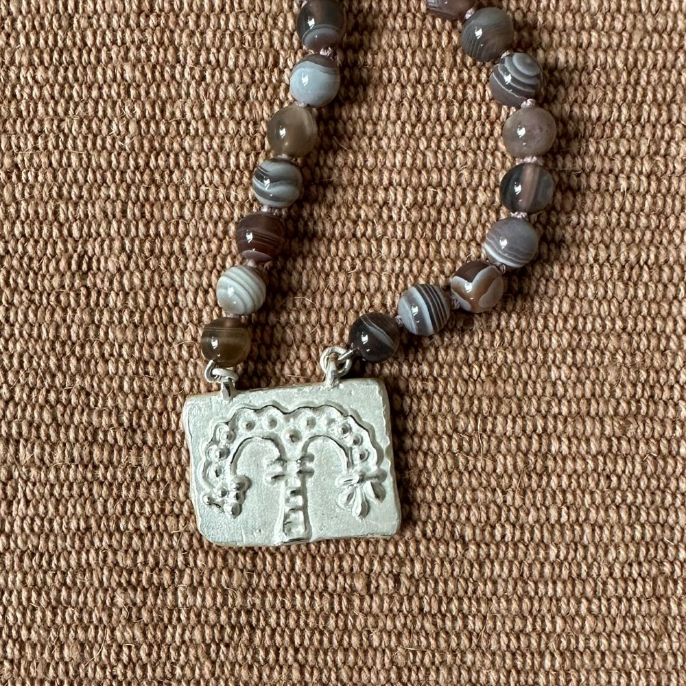 Agate Necklace with Boar/Tree of Life Pendant CDLT M2 - Image 4