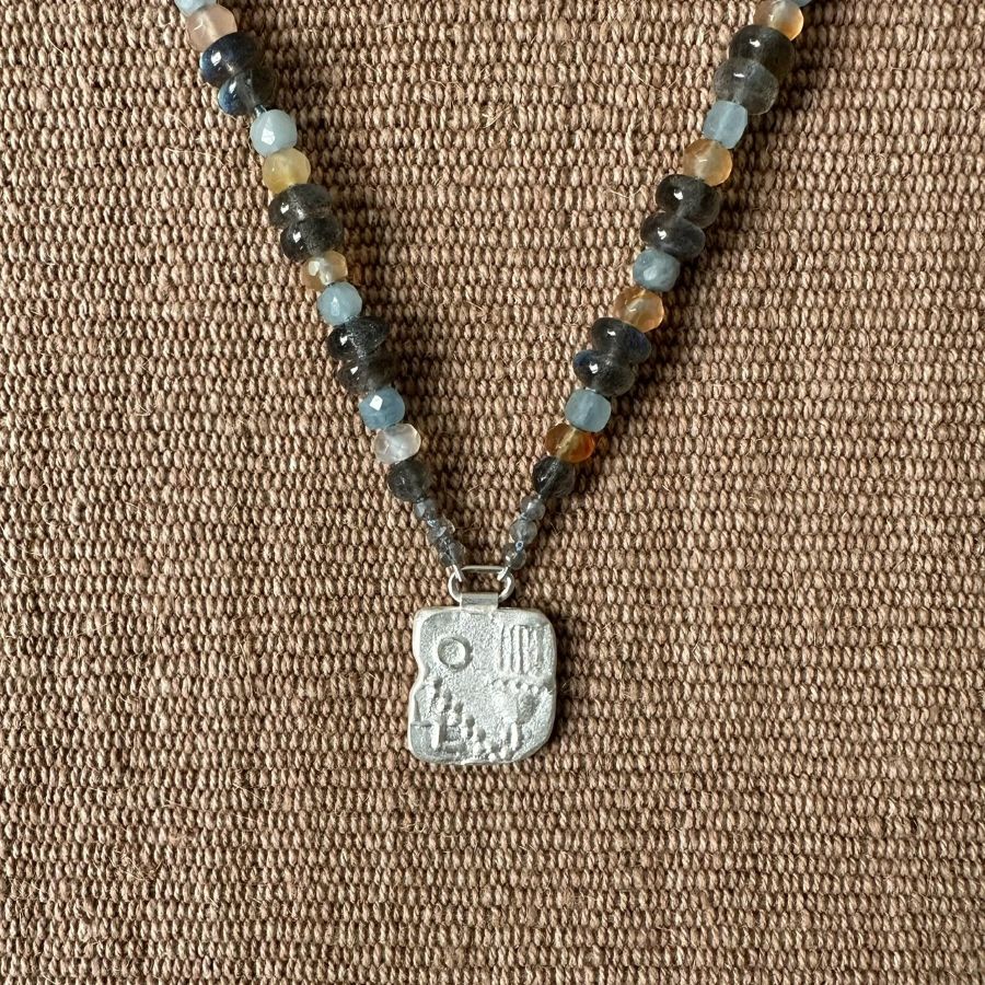 Carnelian & Aquamarine necklace with Silver Pendant M4