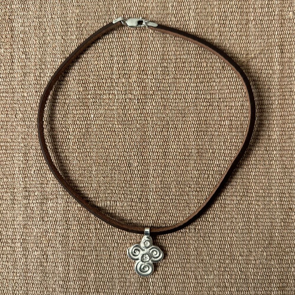 Silver Scroll Thong Necklace M6 - Image 2