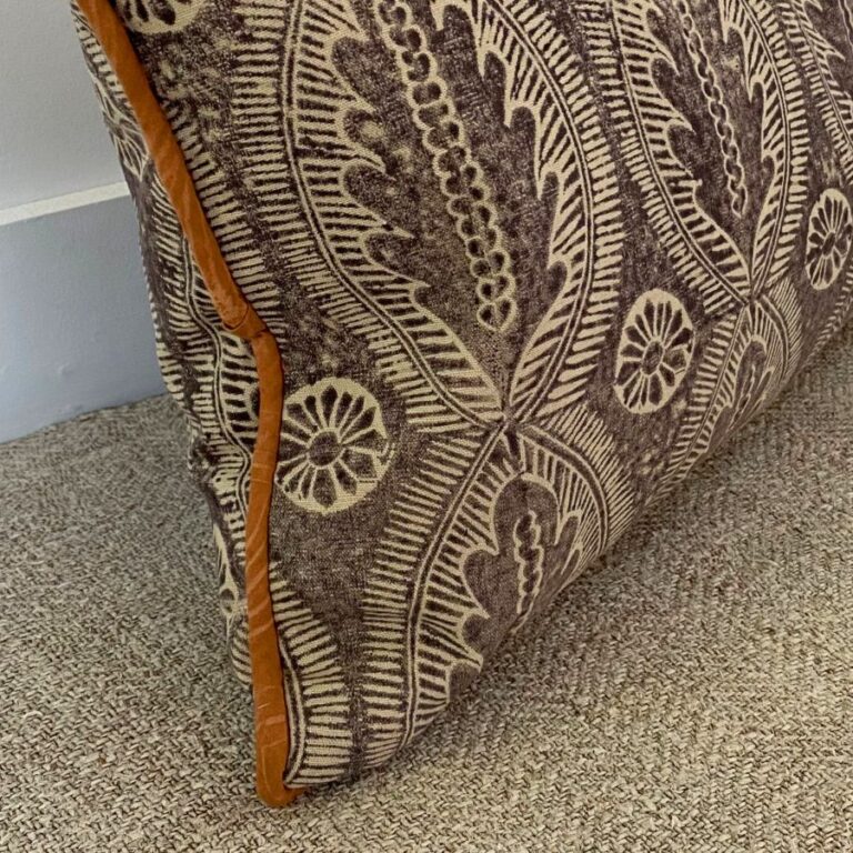 Block Printed Cushion - Sussex Oak SBPC7 - Image 3